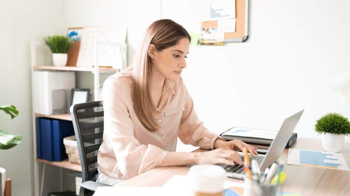 Exprimer ses vux pour une agréable journée : les différentes formules de politesse à utiliser